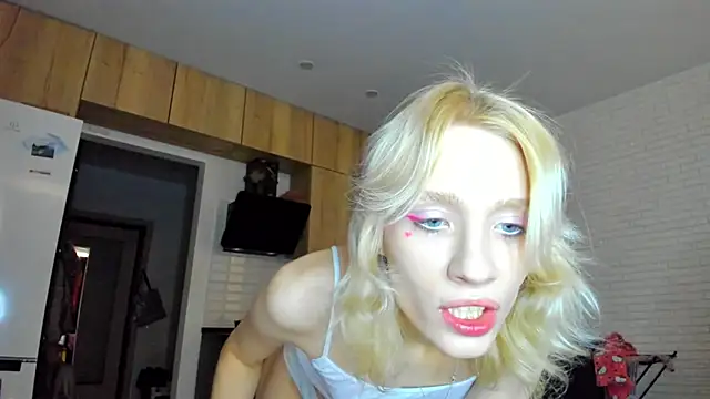  Alice Kitty online show from 12.23.25