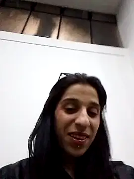 baby liz01 online show from 10.19.25