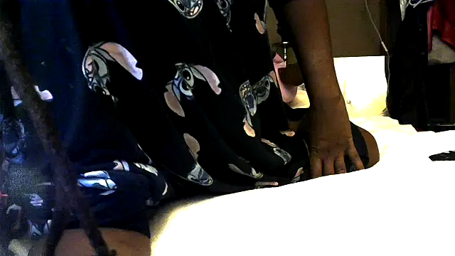 Snapshot of EbonyFetishQueen chatting on 11.17.25 EbonyFetishQueen online show from 11.17.25