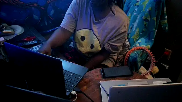 Snapshot of EbonyFetishQueen chatting on 01.11.26 EbonyFetishQueen online show from 01.11.26