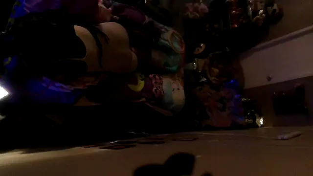 EbonyFetishQueen online show from 03.25.26