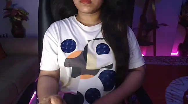 Snapshot of Most-Beautiful-Queen chatting on 03.13.25 Most-Beautiful-Queen online show from 03.13.25