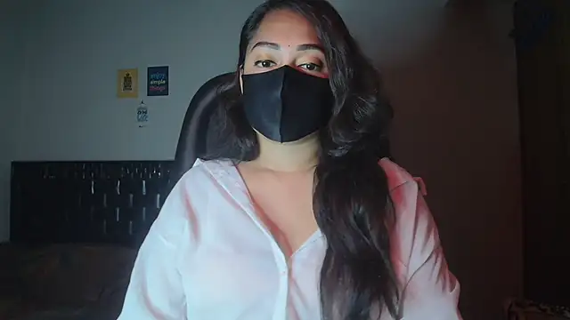 Most-Beautiful-Queen online show from 12.15.25