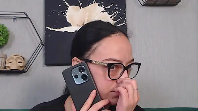 IzabelllNoir online show from 10.13.25