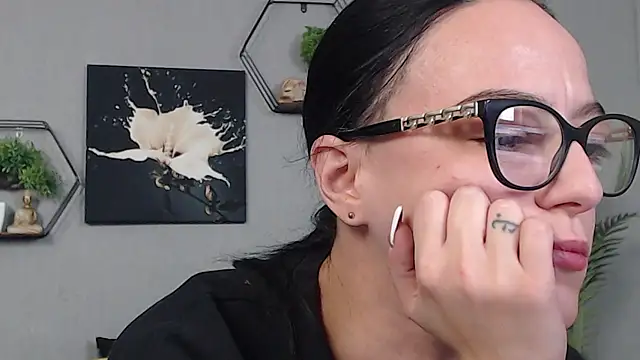 IzabelllNoir online show from 01.10.26