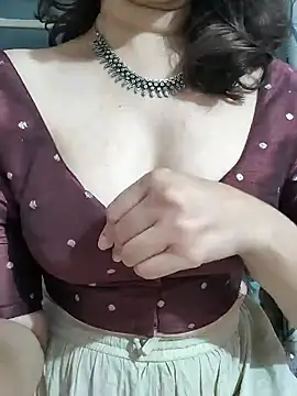 Brown Maxi online show from 12.13.24