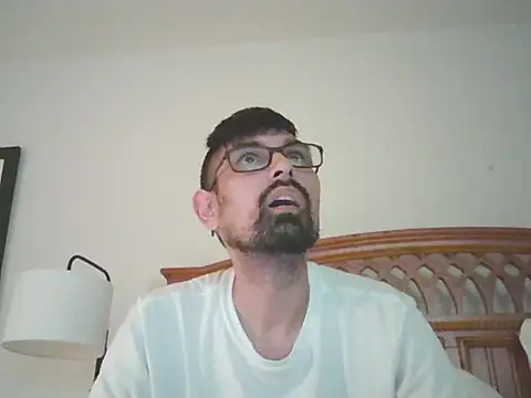 spence204011 online show from 10.28.25