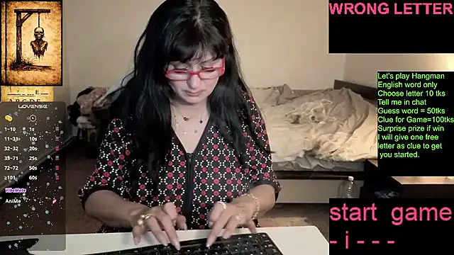 Snapshot of YourDreamLoverr chatting on 04.29.26 YourDreamLoverr online show from 04.29.26