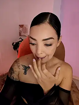 Sara LipsX online show from 11.20.25