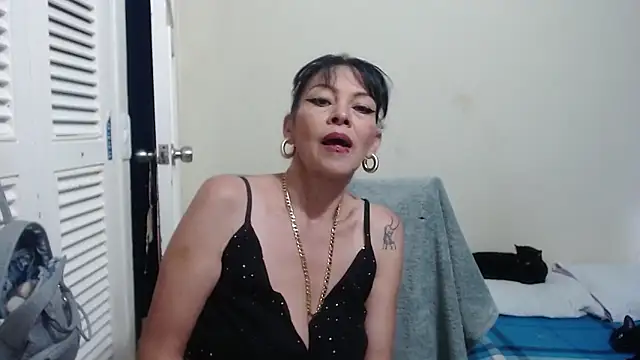 electra-mommy online show from 02.17.25