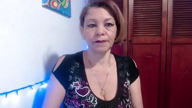 Snapshot of electra-mommy chatting on 07.02.26 electra-mommy online show from 07.02.26