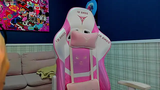 Angel Sapphire  online show from 12.06.24