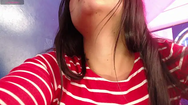 Snapshot of vitoria23_ chatting on 05.14.26 vitoria23 online show from 05.14.26