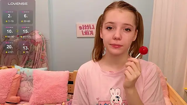 PrincessLittleKiki online show from 11.10.25