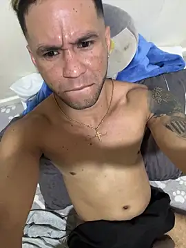 Snapshot of Rafa_garcia28 chatting on 02.27.26 Rafa garcia28 online show from 02.27.26