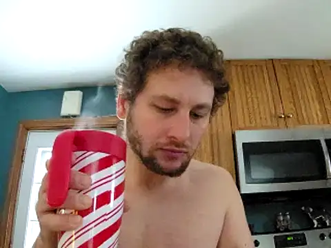 Snapshot of Seymour93 chatting on 02.13.25 Seymour93 online show from 02.13.25