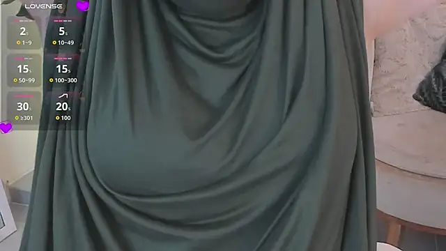 anna-henao online show from 03.16.26