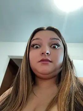 SweetPaige  online show from 04.13.26