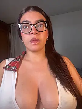 Snapshot of kathii95 chatting on 02.25.26 kathii95 online show from 02.25.26