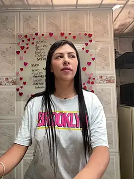 Alanna atm  online show from 02.05.25