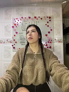 Alanna atm  online show from 02.12.25