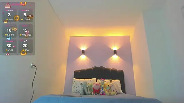 Sofia Clauss  online show from 11.06.25