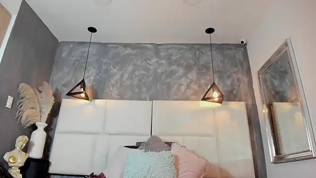 Snapshot of Sofia_Clauss_ chatting on 07.17.26 Sofia Clauss online show from 07.17.26