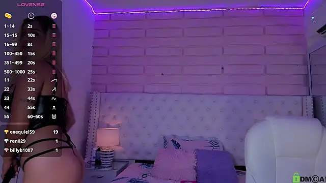 Yaaky  online show from 12.11.24