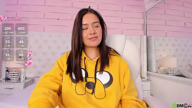 Yaaky  online show from 01.25.25