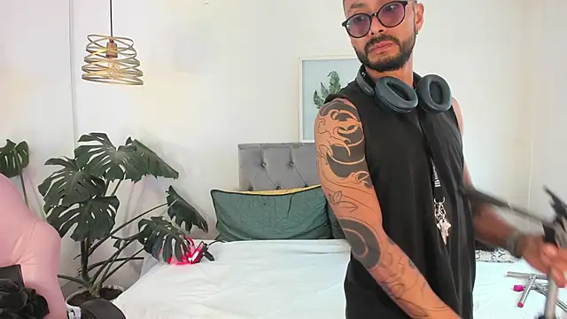 Tom cooper  online show from 11.27.25