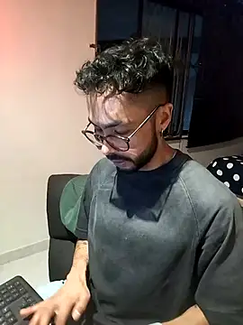 Tom cooper  online show from 11.30.25