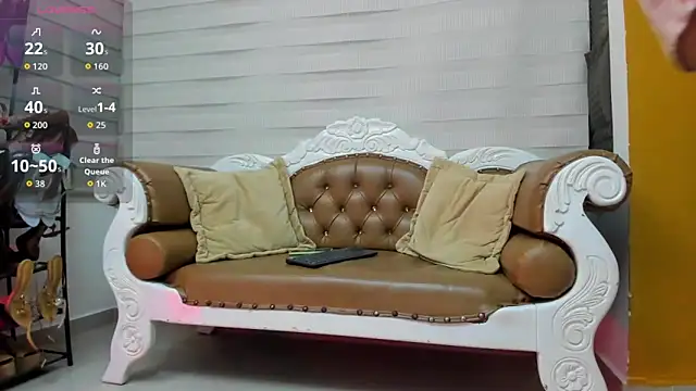 Snapshot of FOXYRIVER_ chatting on 02.14.26 FOXYRIVER online show from 02.14.26