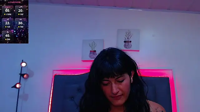 Snapshot of candy_lux_ chatting on 05.15.26 candy lux online show from 05.15.26