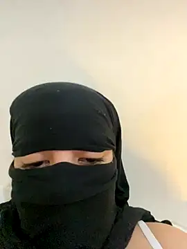 Barbyxhot online show from 10.21.25