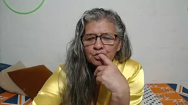 candy mature  online show from 03.01.26