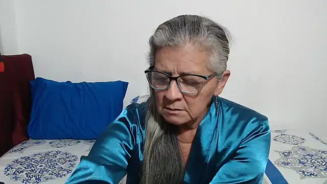 Snapshot of candy_mature_ chatting on 05.05.26 candy mature online show from 05.05.26