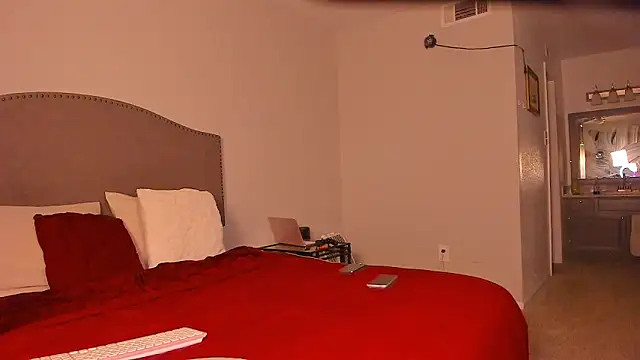 yiauana online show from 03.05.26