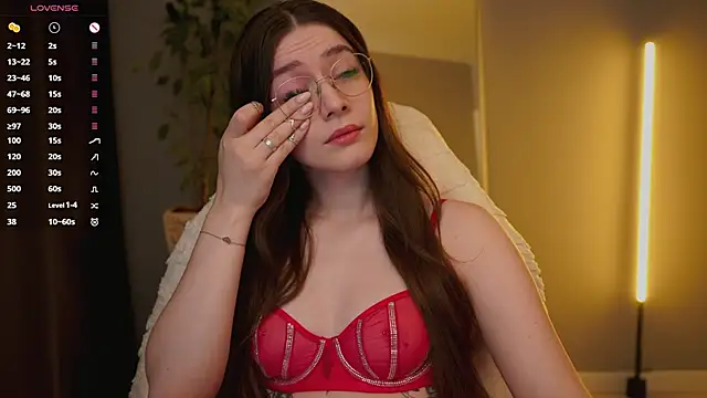 Ester Hill online show from 02.14.26