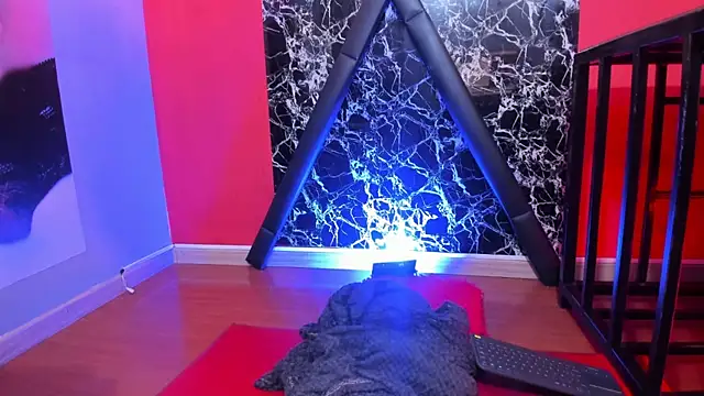 Snapshot of Santa_Cooper_ chatting on 03.20.25 Santa Cooper  online show from 03.20.25