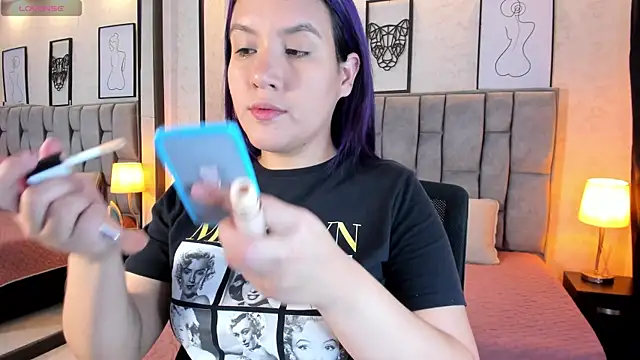 Snapshot of sweet--emily chatting on 02.09.25 sweet--emily online show from 02.09.25