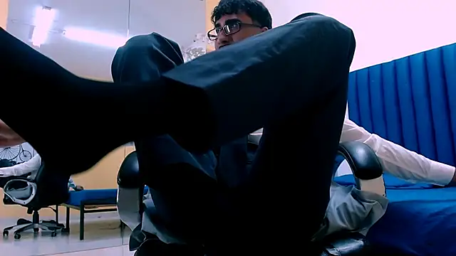 MilanZaire online show from 01.15.26