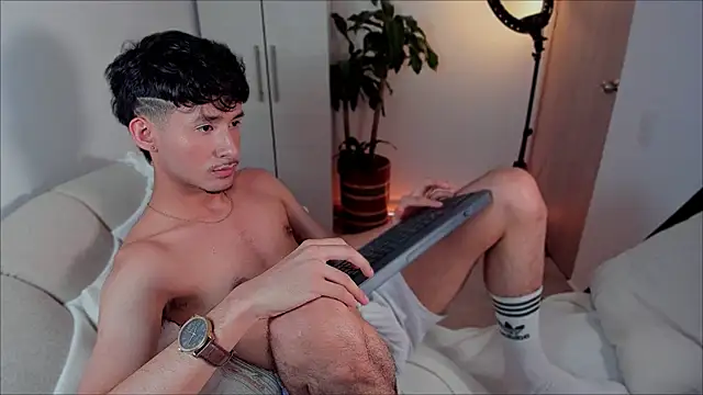 Snapshot of dimitri_targaryen chatting on 01.09.25 dimitri targaryen online show from 01.09.25