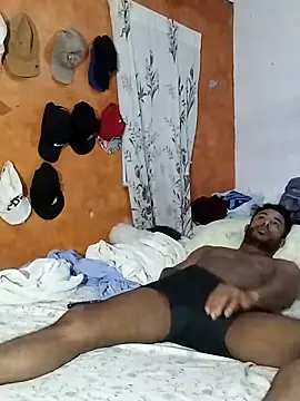 Snapshot of Negroricobaby chatting on 02.13.25 Negroricobaby online show from 02.13.25