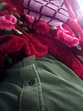 Snapshot of Krishporn chatting on 12.14.25 Krishporn online show from 12.14.25