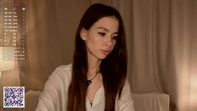 Snapshot of AnabelHun chatting on 06.20.26 AnabelHun online show from 06.20.26