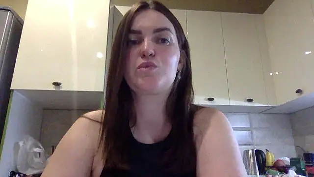 Snapshot of Karolina_llove chatting on 09.29.25 Karolina llove online show from 09.29.25
