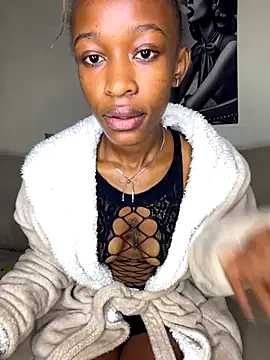 Shanniva online show from 11.09.25