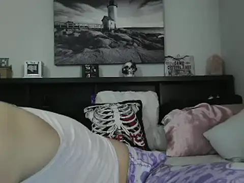 CrystalLakeXO online show from 03.12.25