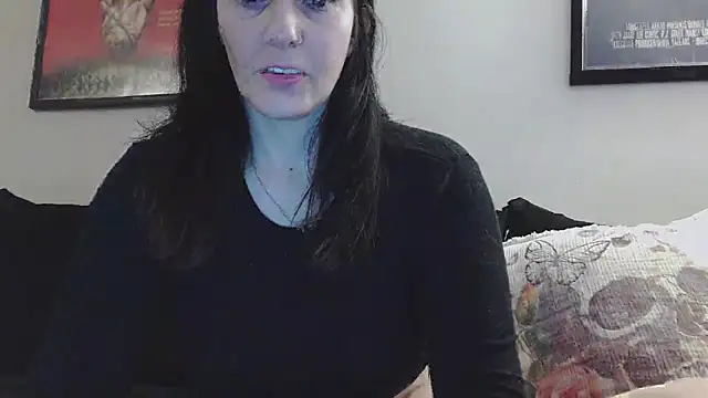 CrystalLakeXO online show from 09.14.25