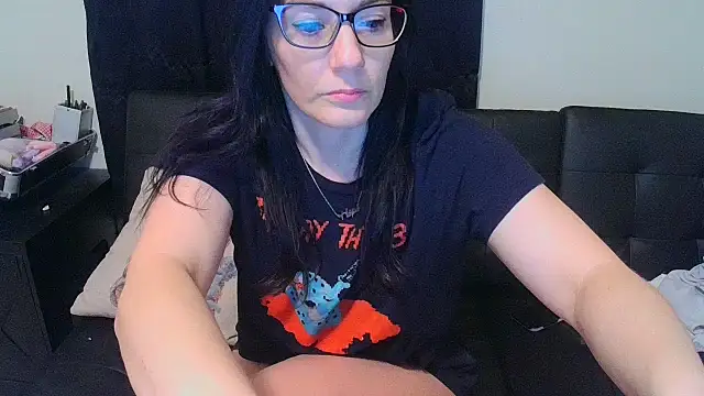 CrystalLakeXO online show from 03.18.26